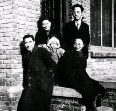 尽酷刑还不忘用鱼肝油传递信息保护同伴凯发k8国际女地下党员在台湾被捕受(图4)